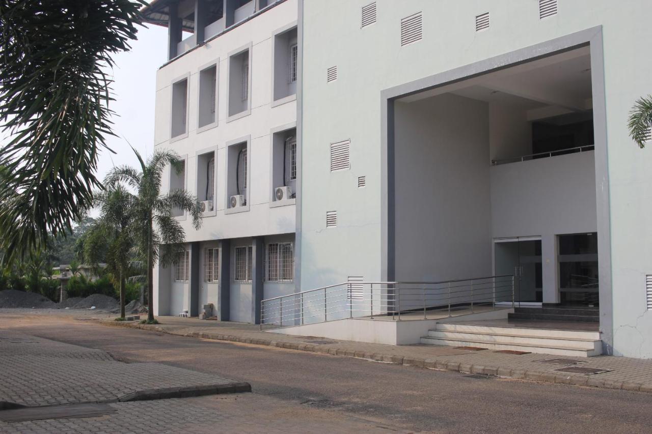 Hotel Angamaly Convention Centre Kochi Zewnętrze zdjęcie
