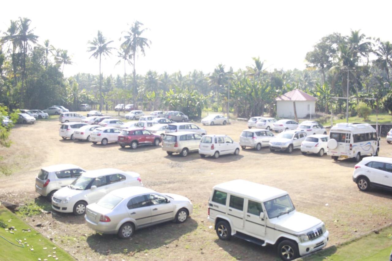 Hotel Angamaly Convention Centre Kochi Zewnętrze zdjęcie